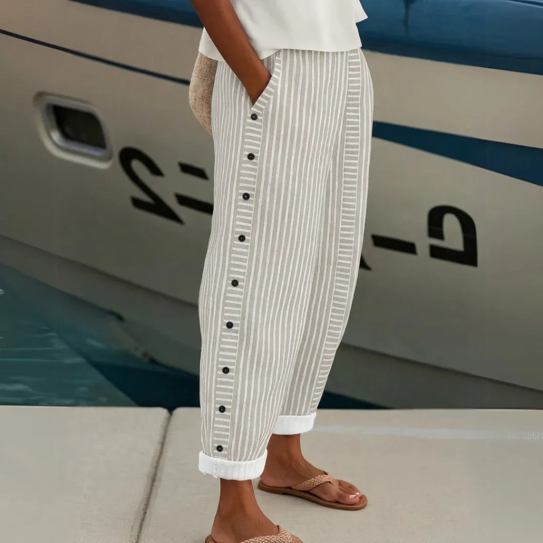 Katarzyna | Eleganckie Spodnie w Paski z Guzikami
