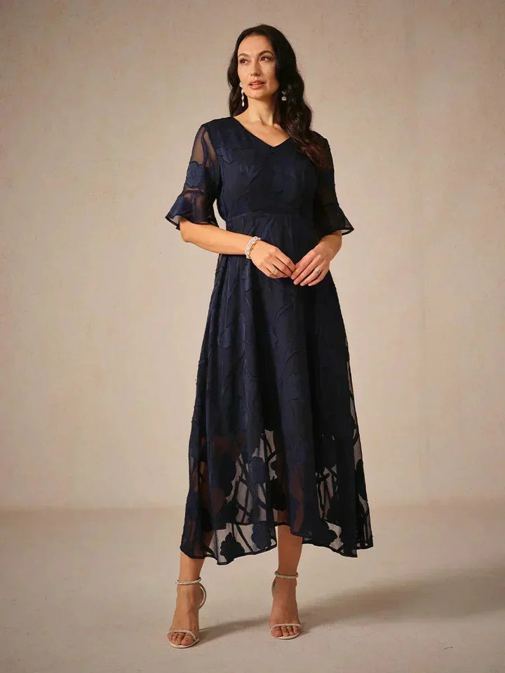 Karolina | Elegancka Koronkowa Sukienka Midi